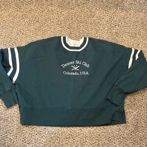 Abercrombie Denver Ski Club cropped sweatshirt